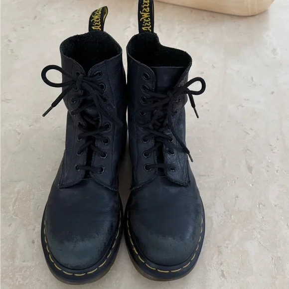 Classic 1460 Pascal Dr Martens combat boots Size 7 - Picture 5 of 7